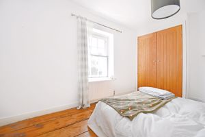 Bedroom- click for photo gallery